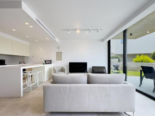 sunset park villa