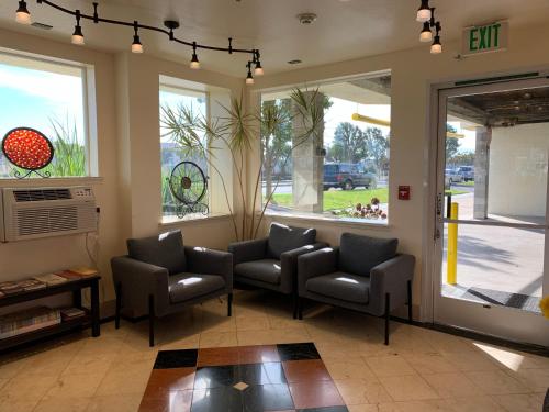 airport inn