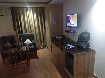 Hotel Zaika Darbhanga,,2 star