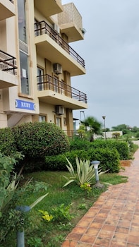 vrindavan stays near burja rd