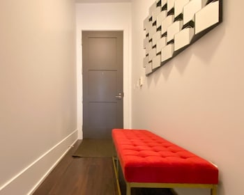 Downtown Toronto Hotel And Suites,,2 star