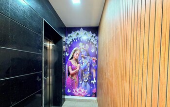 Hotel Nutan Ashray,100 Futa Road,2 star