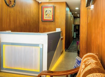 Hotel Nutan Ashray,100 Futa Road,2 star