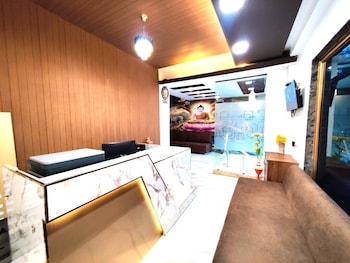 hotel brahman bhawan