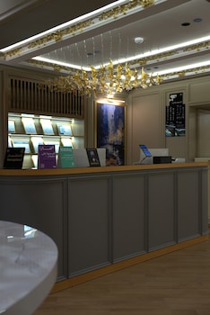 royal palace hotel al olaya