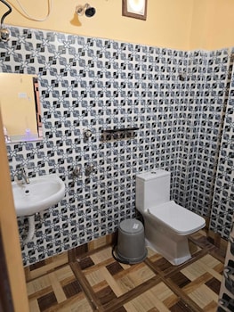 Rajmata Guest House,,2 star