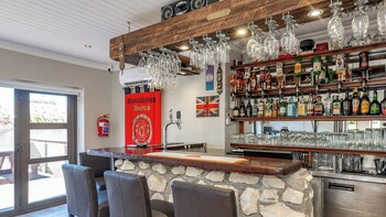 stonehouse on main