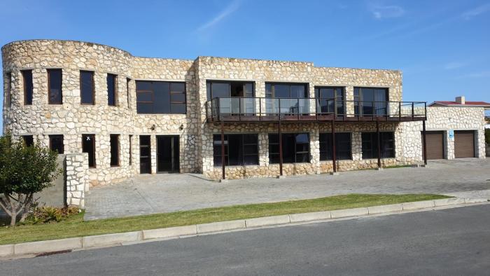 stonehouse on main