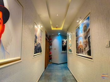 hotel shanti residency vrindavan