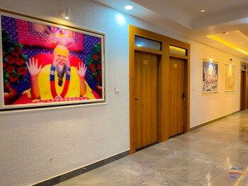 hotel shanti residency vrindavan