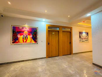 hotel shanti residency vrindavan
