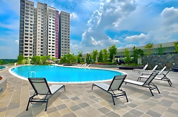 kl international airport residensi arena