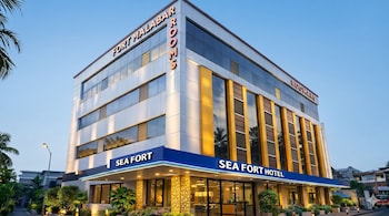 hotel fort malabar near ernakulam town north railway station
