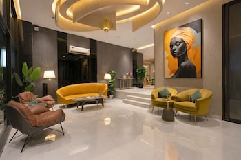 iva premium aerocity