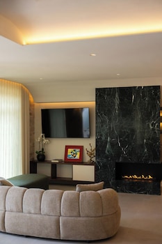Aetheria Boutique Hotel & Spa,,4 star