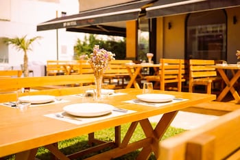 Dolanit Hotel Village,,2 star