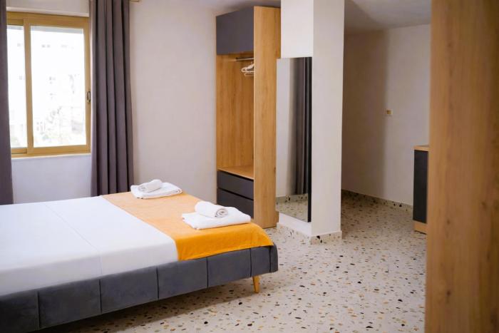 dolanit hotel village