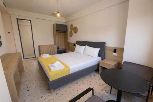 dolanit hotel village