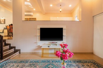 alaya stays 3 bhk casa bella vista