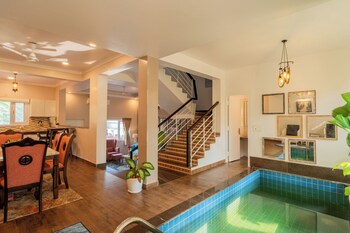 alaya stays 3 bhk casa bella vista