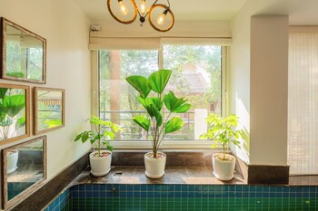 alaya stays 3 bhk casa bella vista