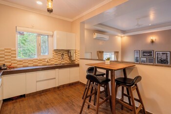 Alaya Stays 3 Bhk Casa Bella Vista,,4 star