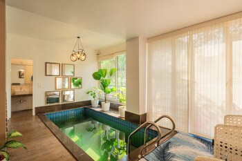 alaya stays 3 bhk casa bella vista