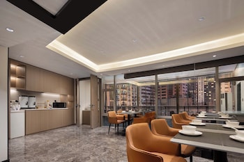 Kw Sky View Hotel -Chongqing Jiefangbei Pedestrian Street Hongyadong Branch,,3 star