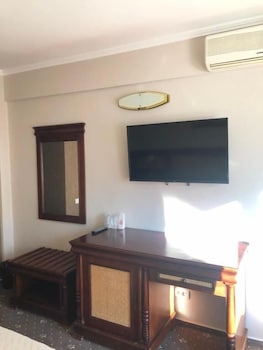 hotel president scornicesti