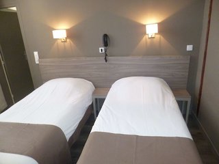 Hotel Madeleine De Senlis,Near Pantheon,3 star