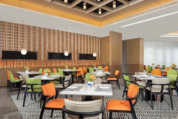 hampton by hilton guangzhou changlong wanbo center