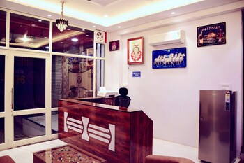Hotel Bhatner Inn,,2 star