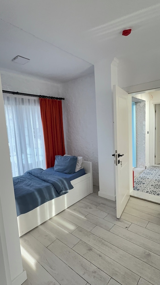 alacati paradise hotel