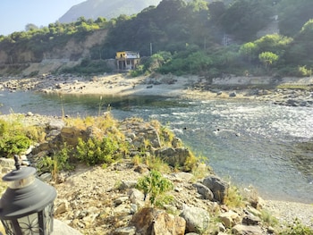 riverside near kainchi dham temple