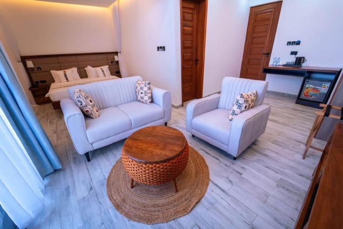 the mist hotel entebbe
