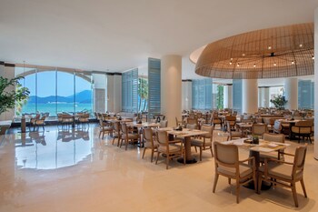 metropark shenzhen bauhinia