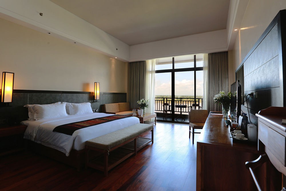 Landmark Mekong Riverside Hotel,Vientiane Prefecture>>Vientiane,5 star