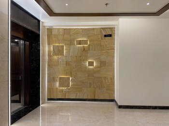 The Lynora,,3 star