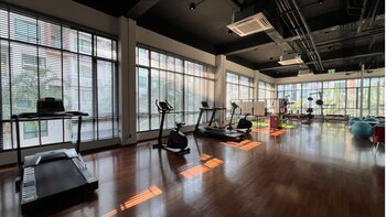 stasia residences sriracha