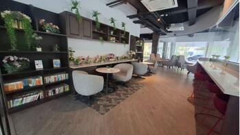 stasia residences sriracha
