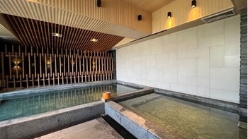 stasia residences sriracha