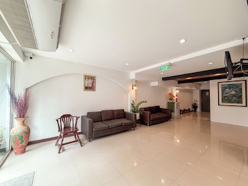 pl residence hotel patamnak soi 3