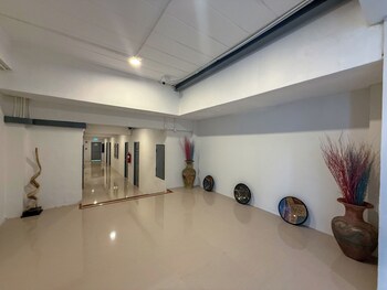 pl residence hotel patamnak soi 3