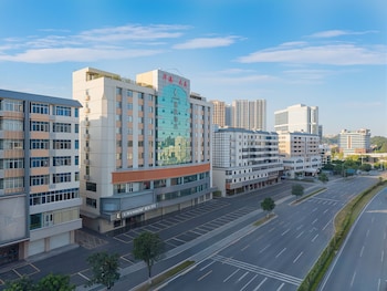 lifeng hotel huangpu xiayuan branch