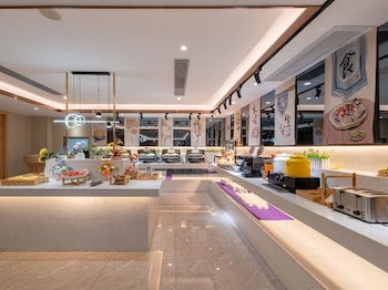 lifeng hotel huangpu xiayuan branch
