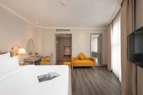 hotel montmartre de sapa
