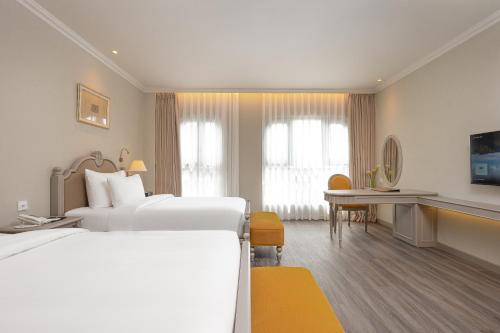 hotel montmartre de sapa