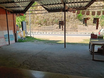 Chandresh Homestay,,2 star