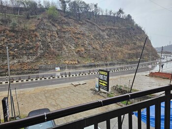 chandresh homestay