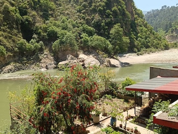 chandresh homestay